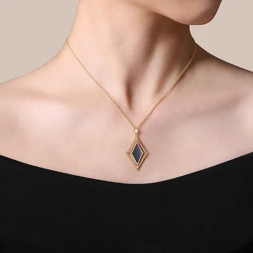 14K Yellow Gold Bujukan Onyx Rhombus Pendant Necklace