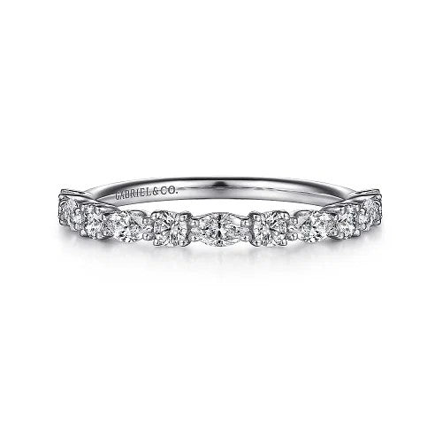 Diamond Wedding Bands  -  Women'