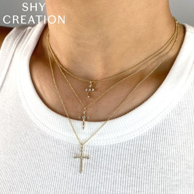 0.15CT DIAMOND BAGUETTE CROSS NECKLACE