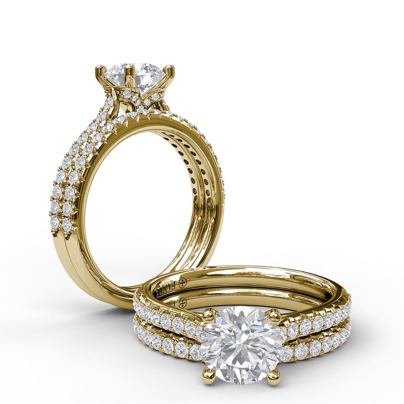 Delicate Classic Engagement Ring with Delicate Side Detail